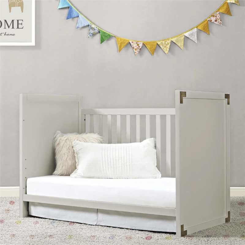 Lit bébé convertible 2-en-1 Baby Relax Mile pour chambre d'enfant, gris clair – Image 2