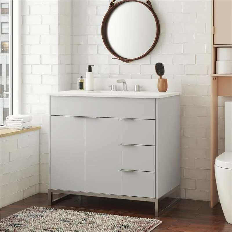 Meuble-lavabo CosmoLiving Leona 36 po, gris avec détails métalliques argentés – Image 2